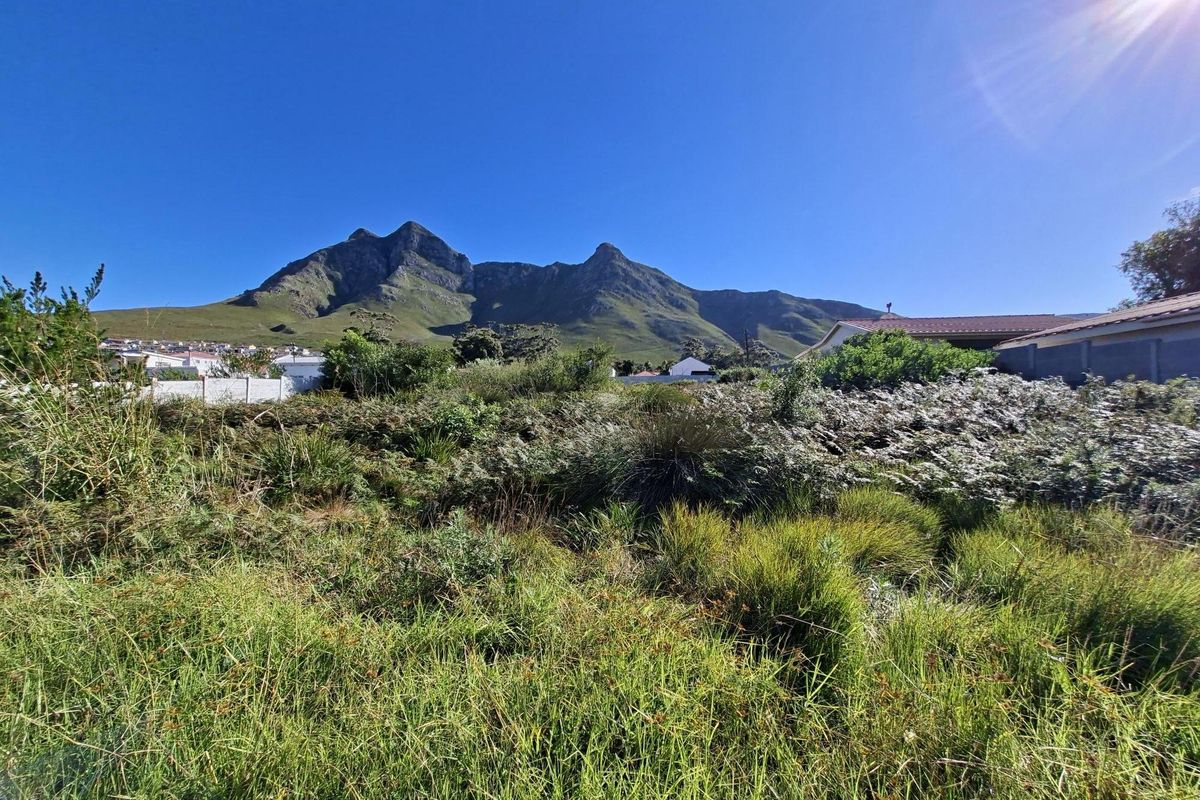 Vacant Plot For Sale with Mountain Views in Kleinmond Central - Photo 2
