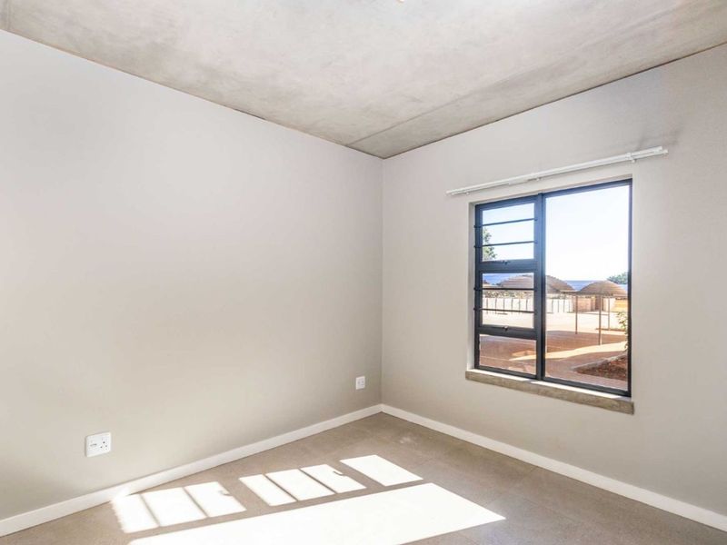 LAST REMAINING 45 SQM UNITS – Brand-New 2-Bedroom Apartments from R807,000 | 12-Month Levy Cashback - Photo 6