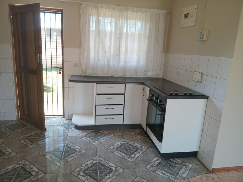 Cleland  - Simplex To Let - Photo 7