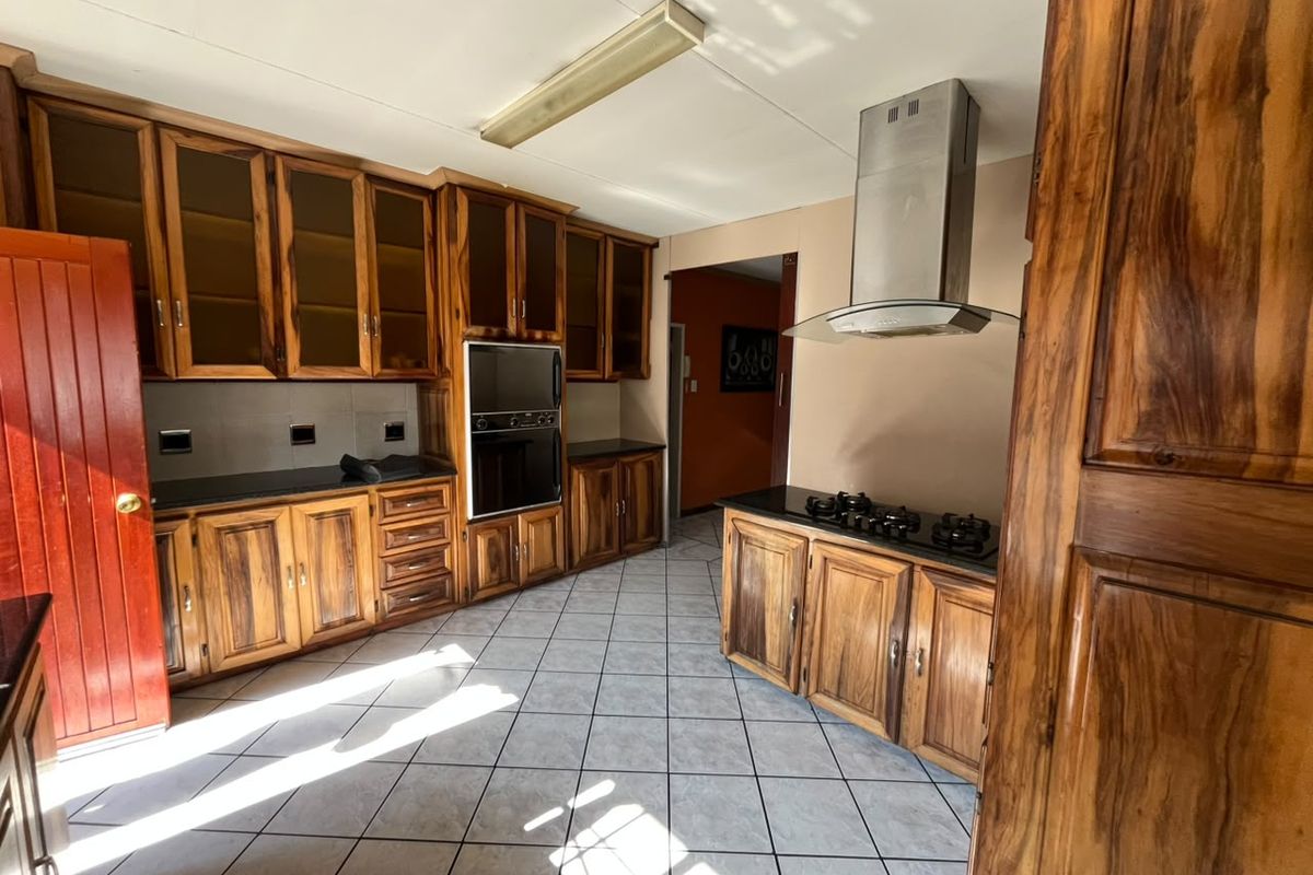 Corporate Staff Accommodation To Let - Photo 3
