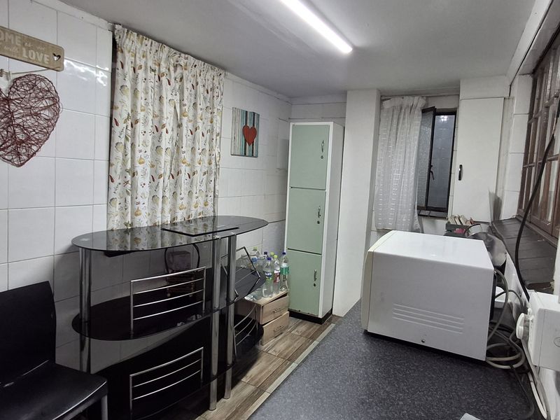 4 Bedroom House for Sale - Photo 10