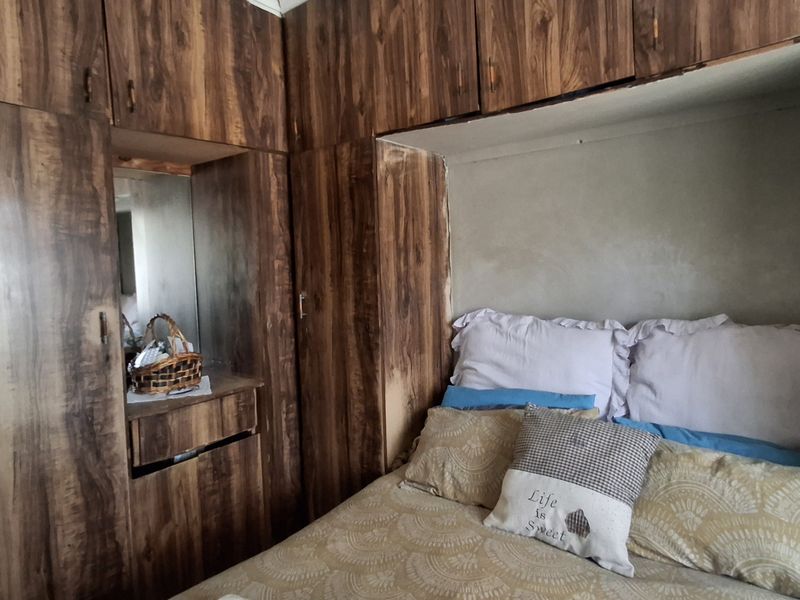 4 Bedroom House for Sale - Photo 4