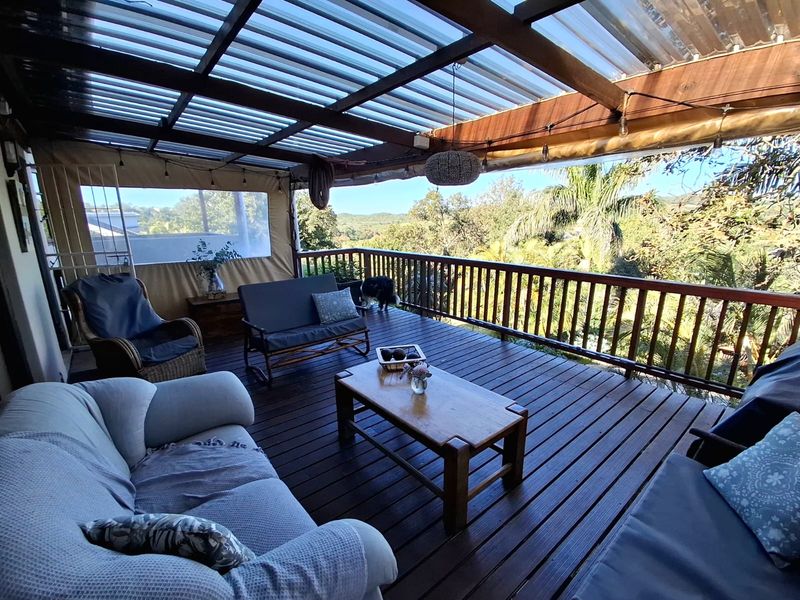 Space, Style & Serenity – Exceptional 5 Bedroom Family Home in Nahoon - Photo 7