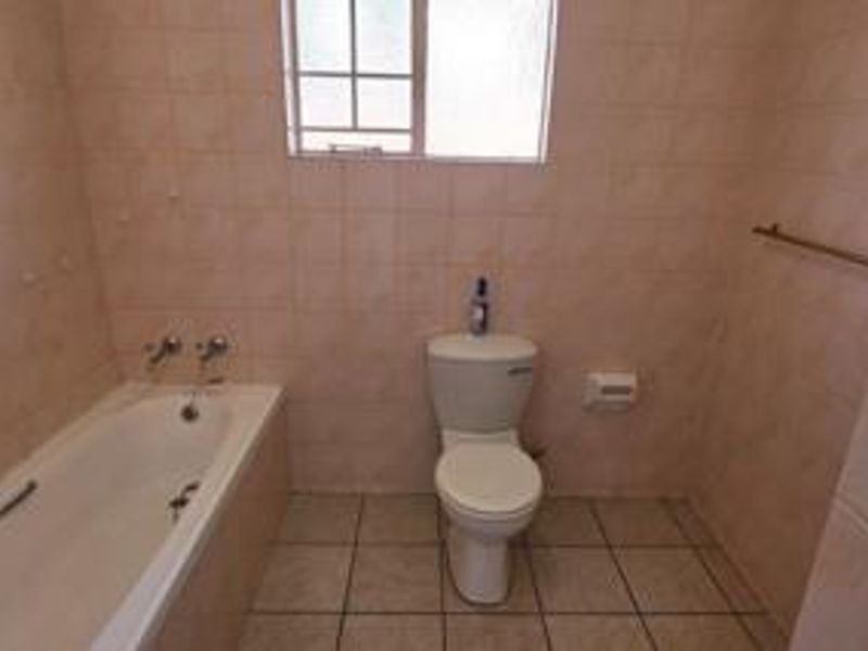 Move in Ready House in Full Title Complex - Photo 7