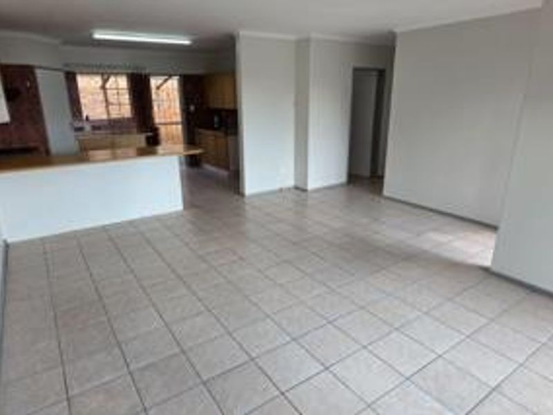 Move in Ready House in Full Title Complex - Photo 2