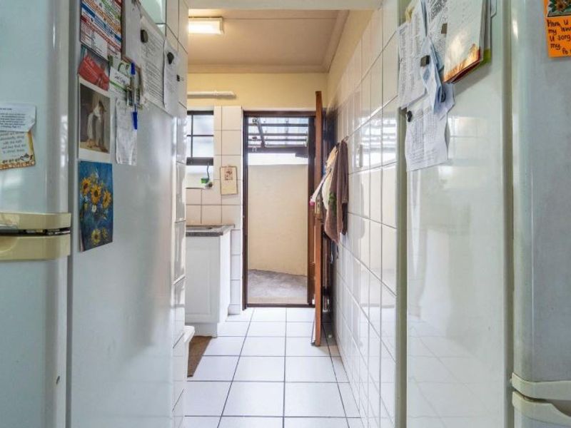 Comfortable Retirement Living in Central Hartenbos - Photo 6