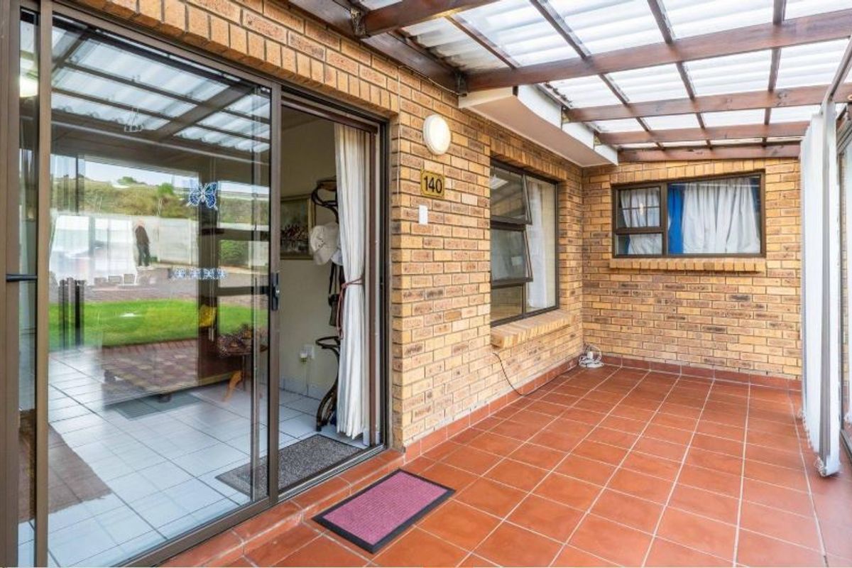 Comfortable Retirement Living in Central Hartenbos - Photo 2