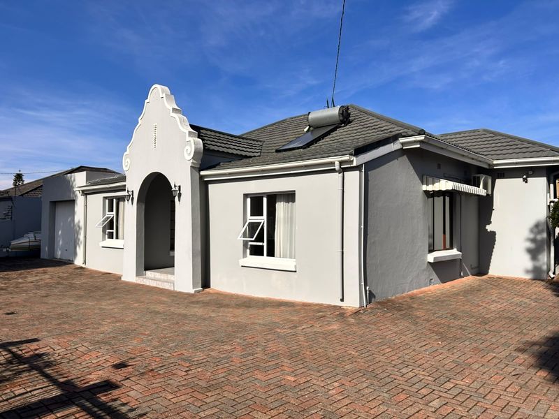 3 Bedroom Home / Office in a Prime Berea Location