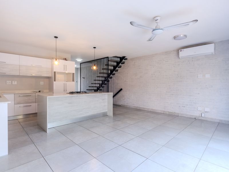 Modern Living with Exceptional Convenience - Photo 5