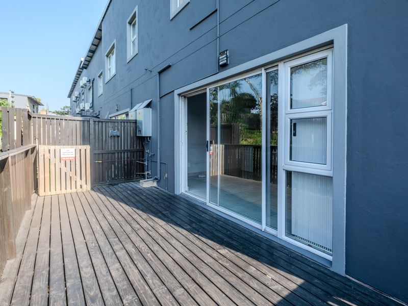 Modern Living with Exceptional Convenience - Photo 1