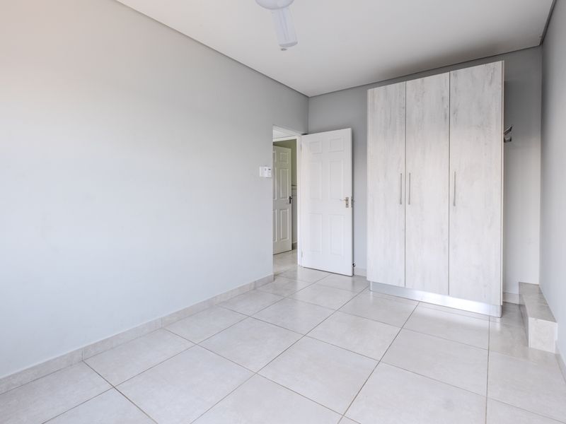 Modern Living with Exceptional Convenience - Photo 10