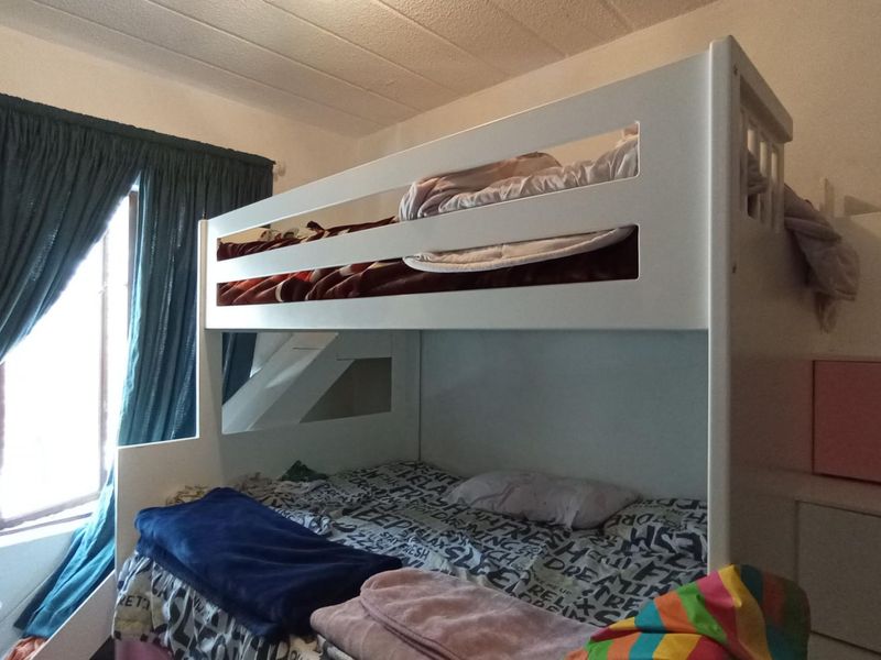 Comfortable living in secure complex - Photo 8