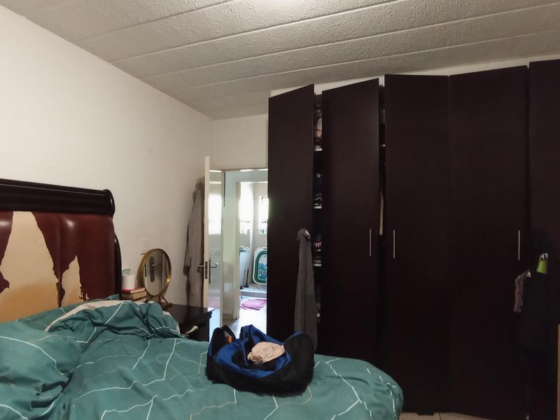 Comfortable living in secure complex - Photo 7