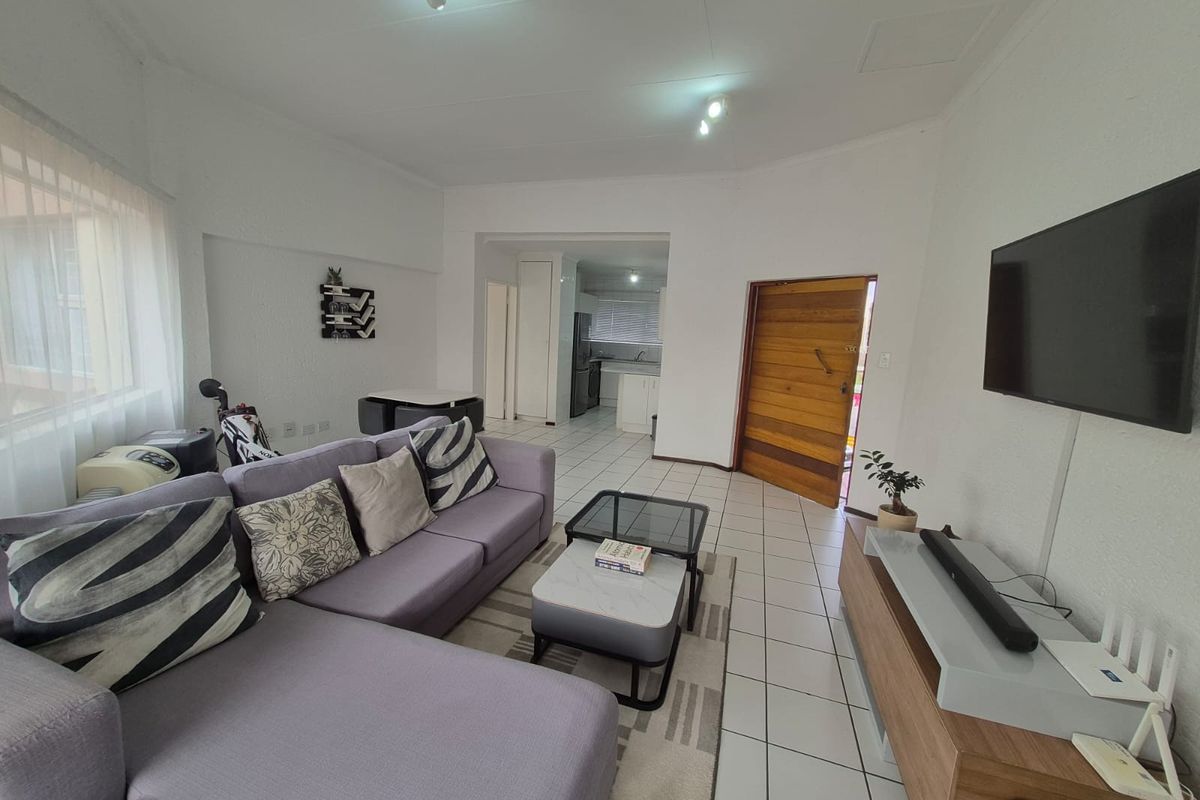 Horizon Views, Unmatched Apartment Space. - Photo 4
