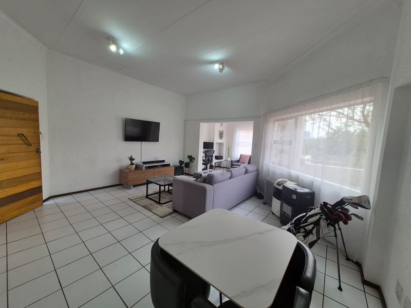 Horizon Views, Unmatched Apartment Space. - Photo 3
