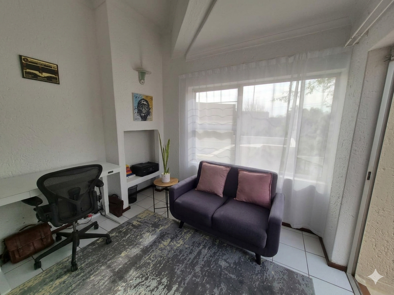 Horizon Views, Unmatched Apartment Space. - Photo 7