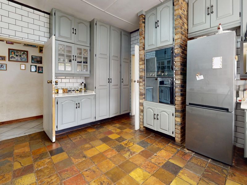 Family Living at Its Finest  – Starting to Bid from R1 335 000 - Photo 7