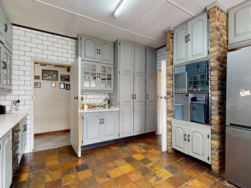 Family Living at Its Finest  – Starting to Bid from R1 335 000 - Photo 9