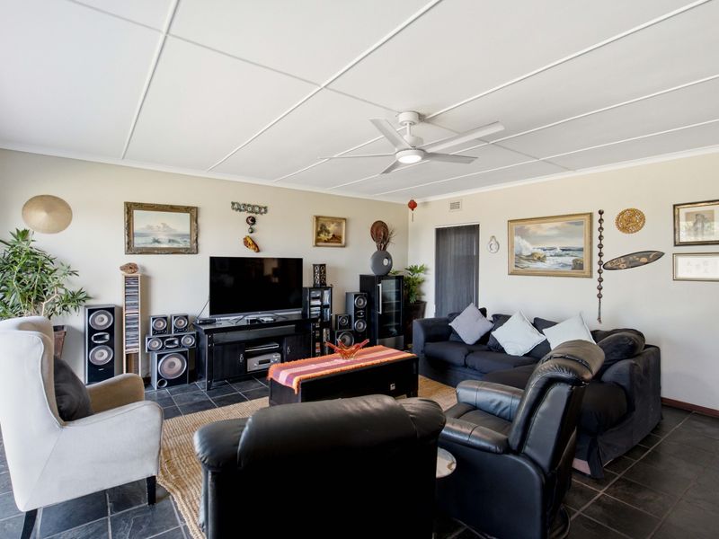 A Home Filled with Memories, Ready for New Beginnings - Photo 10