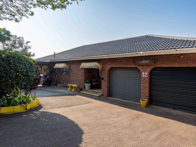 A Home That Grows With Your Family - Sea Views, Pool & Cottage - Photo 1
