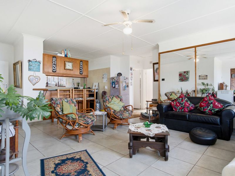 A Home That Grows With Your Family - Sea Views, Pool & Cottage - Photo 5