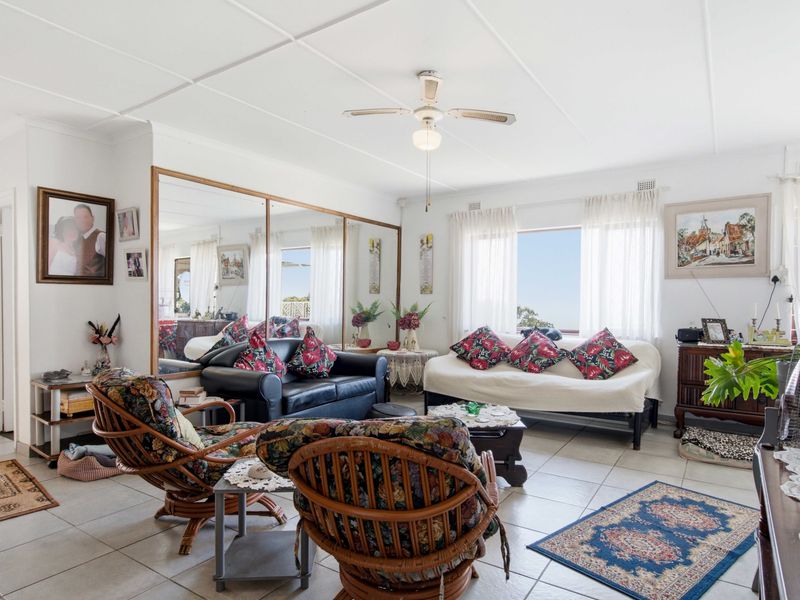 A Home That Grows With Your Family - Sea Views, Pool & Cottage - Photo 3