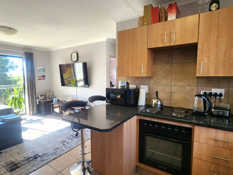 Top-Floor Corner Unit with Stunning Views! - Photo 2
