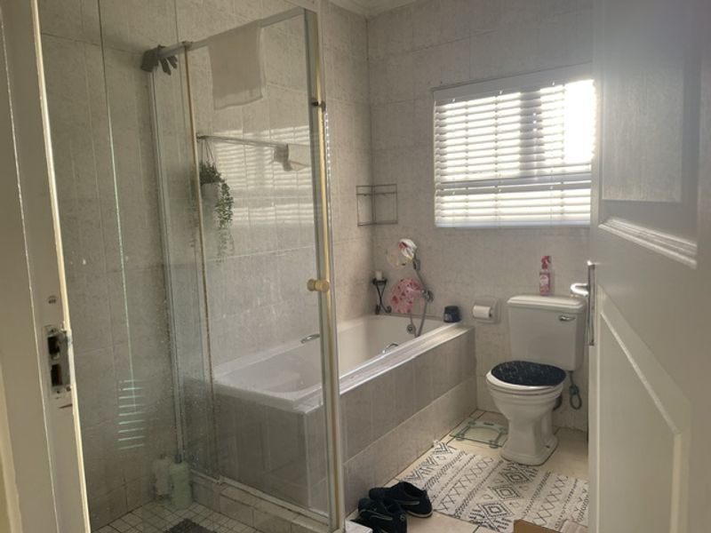 Beautiful Two Bedroom Cottage in Westville North - Photo 2