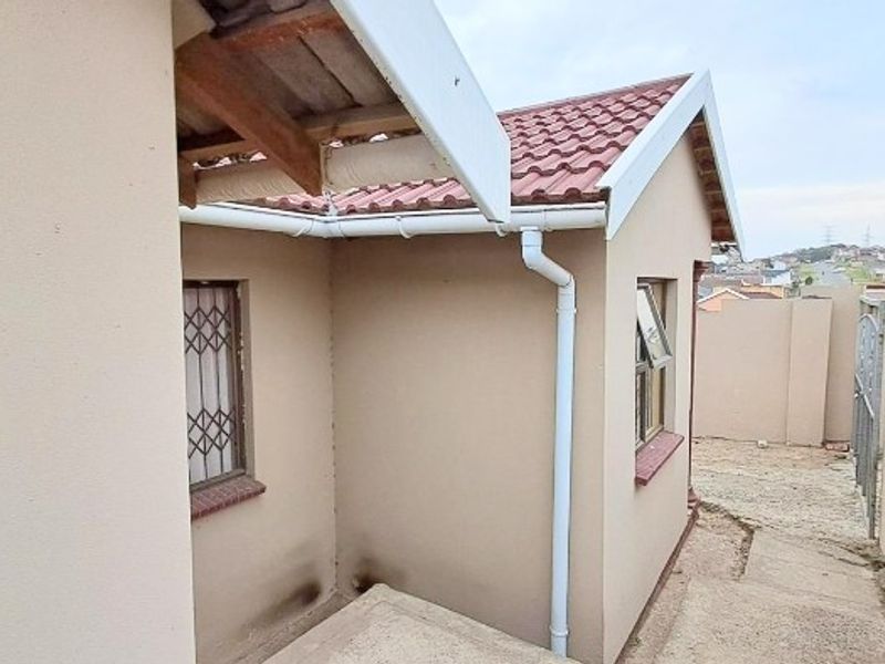 3 Bedroom House for Sale in Haven Hills - Photo 5