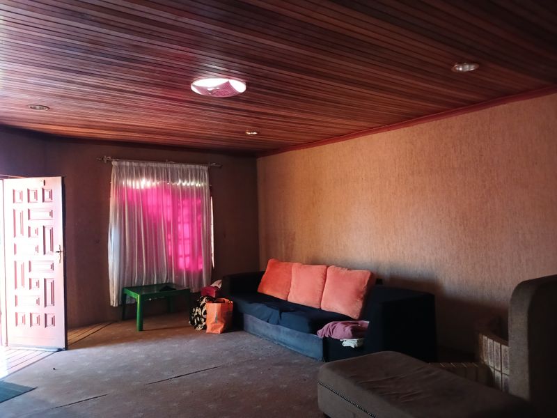 Fanstatic 4 bedrooms family home in a gated community. - Photo 4