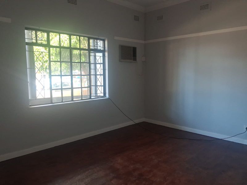 Spacious one bedroom shared Flat in Southerwood - Photo 3