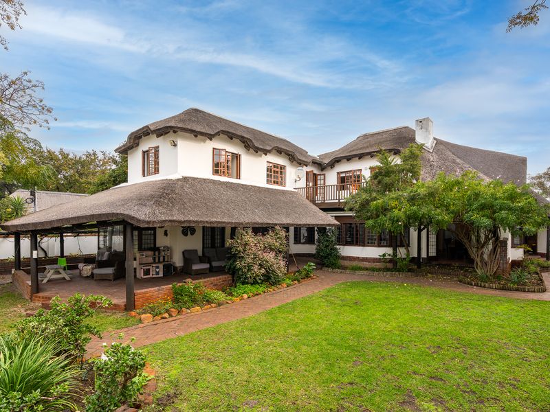 Full of Character in Historic The Mead – Two Dwellings, Endless Possibilities - Photo 1