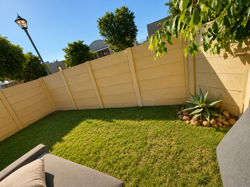 Perfect Starter Home in a Secure Complex! - Photo 3