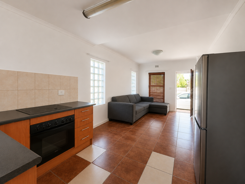 Perfect Starter Home in a Secure Complex! - Photo 6