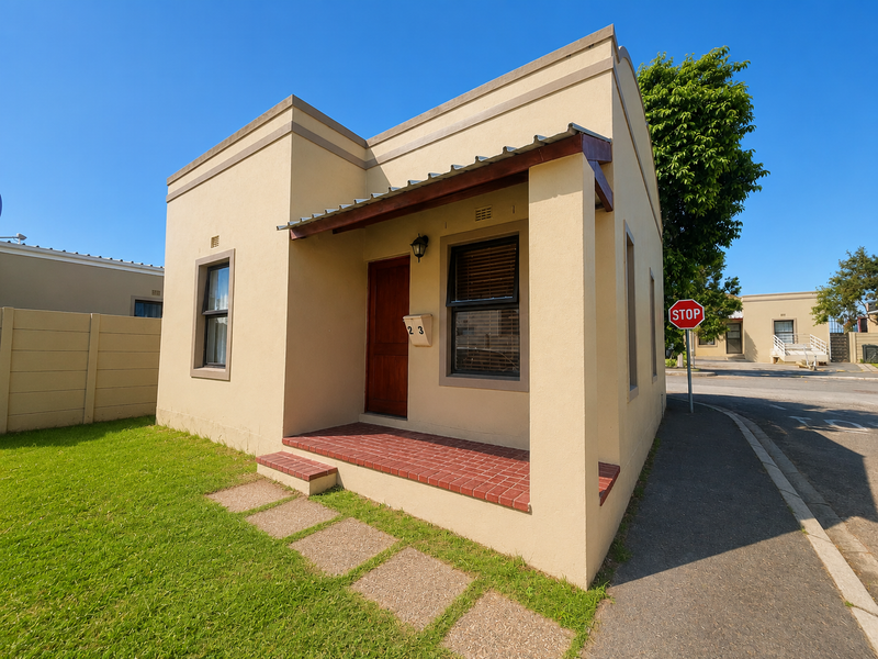 Perfect Starter Home in a Secure Complex! - Photo 2