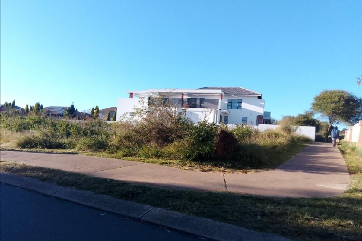 Vacant stand for sale - Photo 3