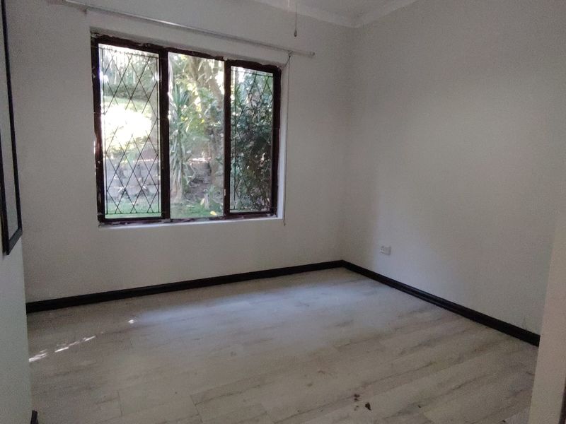 5 Bedroom House to Let in Lester Park Pietermaritzburg - Photo 10
