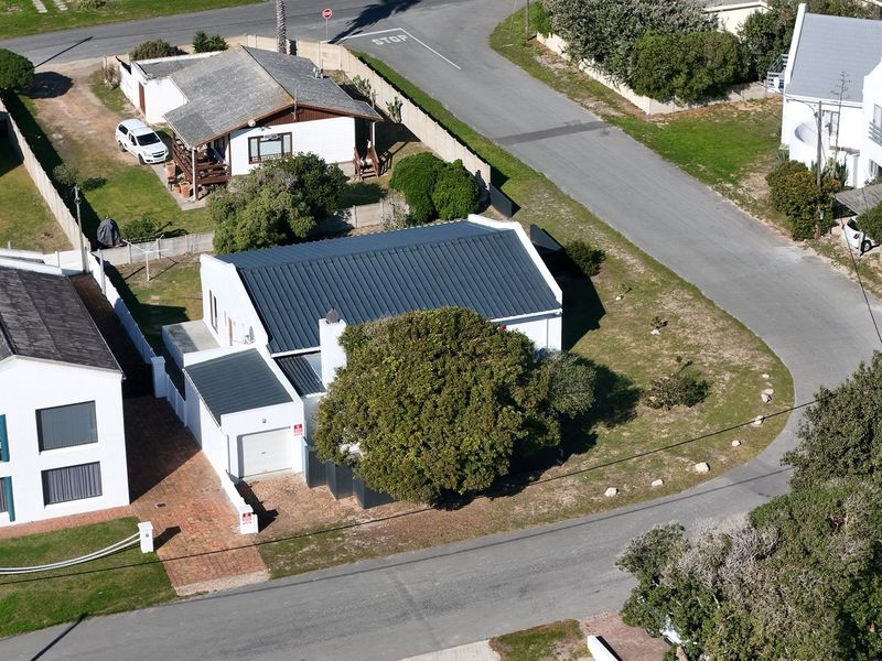 Lovely Home for sale in Arniston - Photo 5