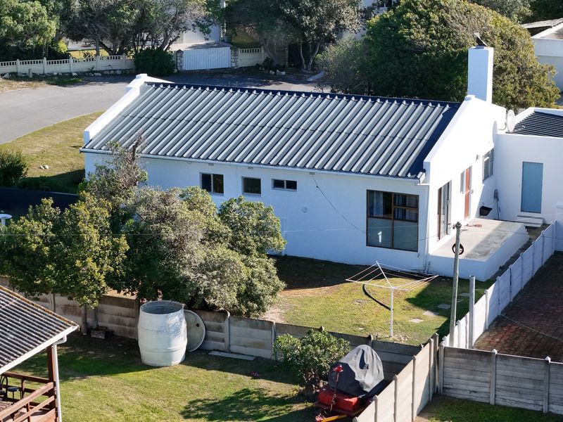 Lovely Home for sale in Arniston - Photo 8