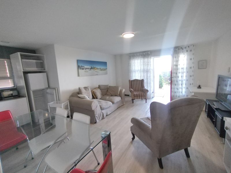 1 Bedroom Apartment in Groot Diamant - Photo 7