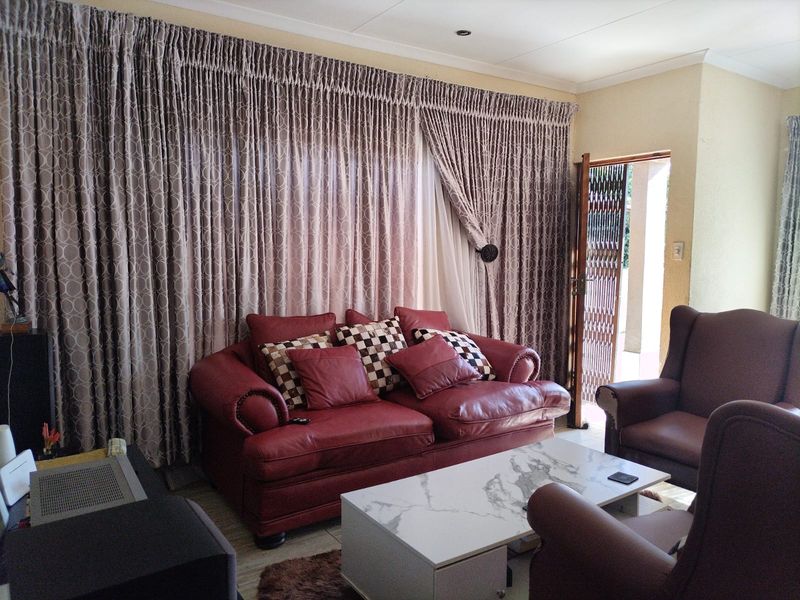 3-Bedroom Home – Move-In Ready in Tlhabane West - Photo 5
