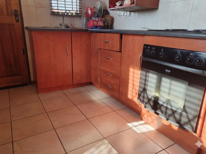3-Bedroom Home – Move-In Ready in Tlhabane West - Photo 4