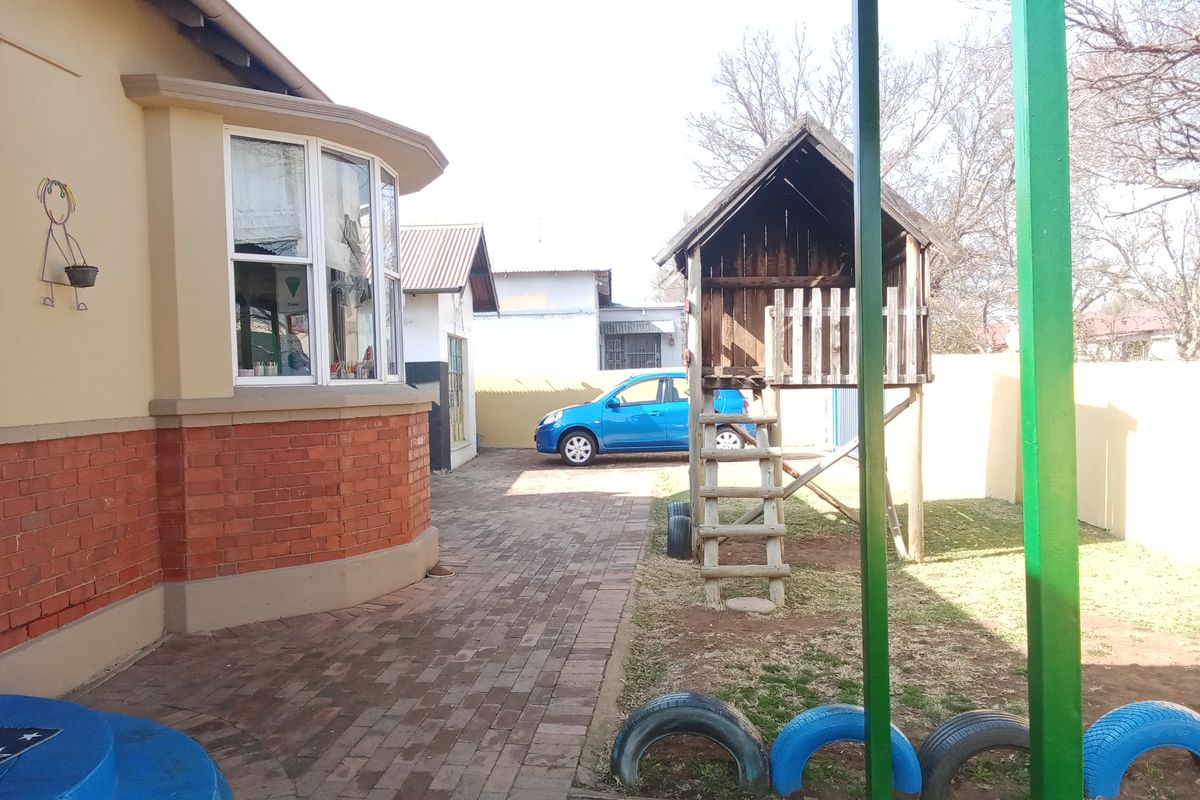 Prime Property in Nigel Central - Photo 3