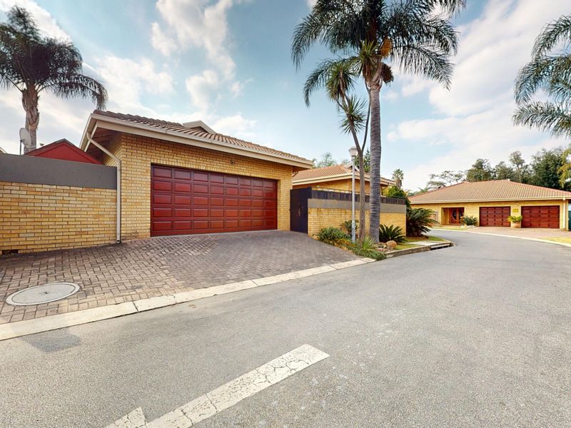 Starting to bid from R 1 750 000! Non-Distressed Live Luxury Auction! - Photo 2