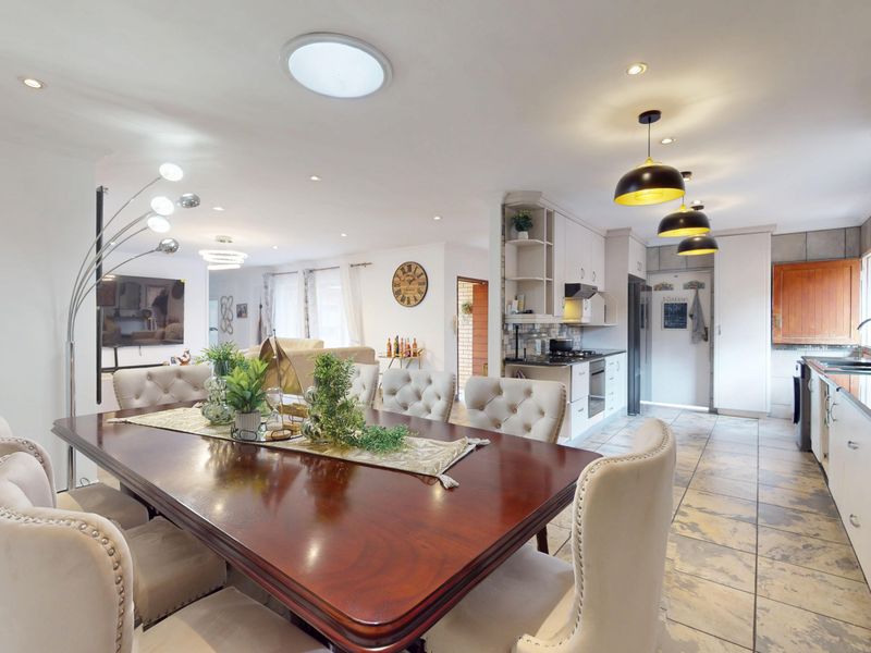 Starting to bid from R 1 750 000! Non-Distressed Live Luxury Auction! - Photo 7