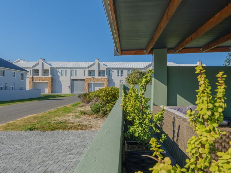 One of the Most Beautiful Homes in Struisbaai - Photo 6