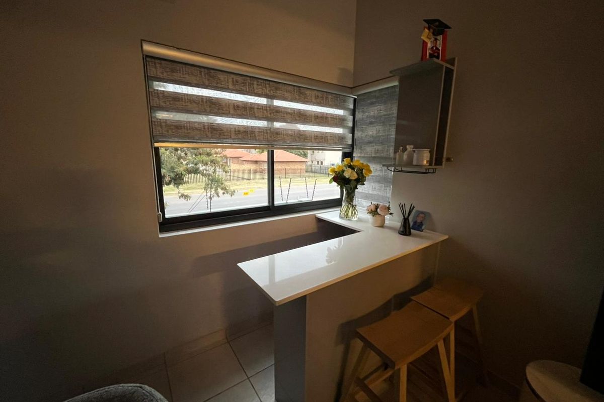 Modern 3-Bedroom Apartment To Rent in Magnolia Ridge - Photo 3