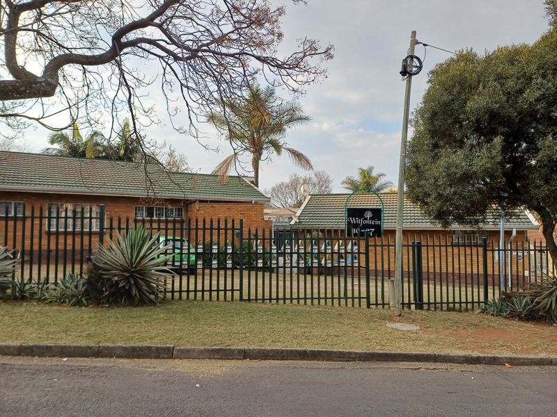 Apartment Rental Monthly In Alberton - Photo 1