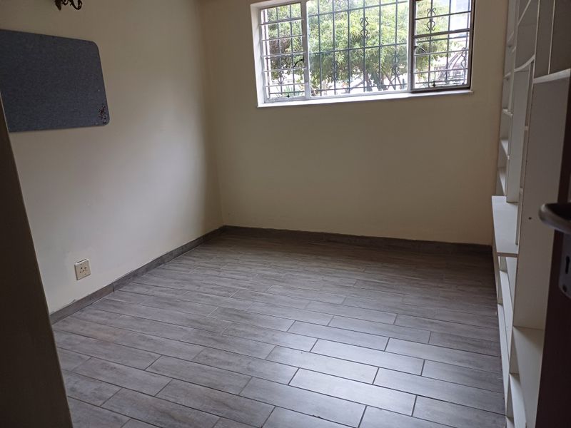 Apartment Rental Monthly In Alberton - Photo 9