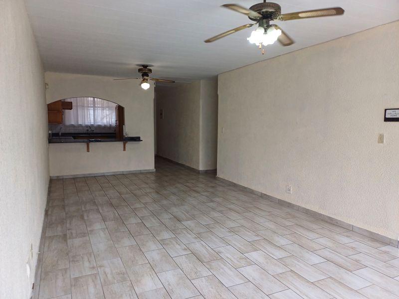 Apartment Rental Monthly In Alberton - Photo 4